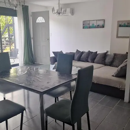 Holiday home Havre De Repos Ribaute-les-Tavernes